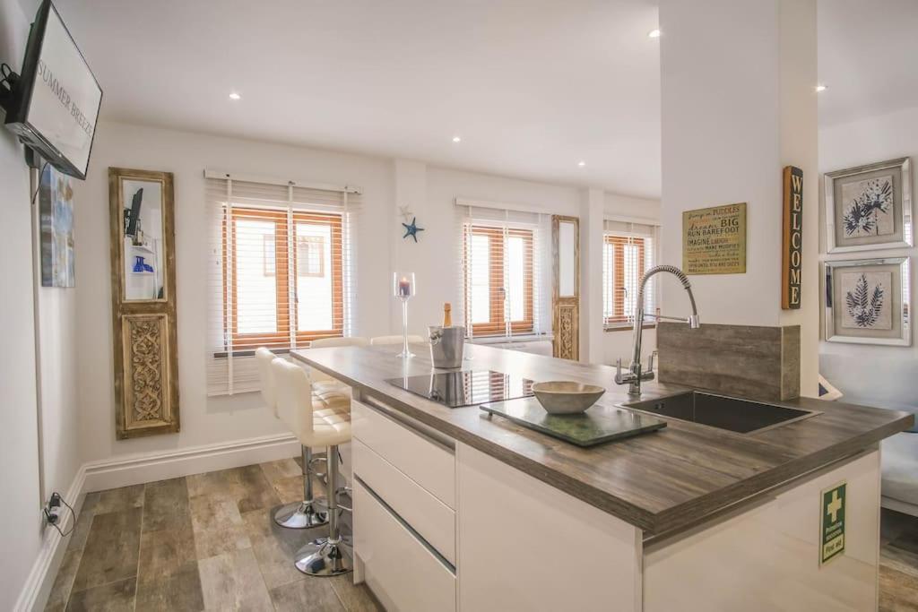 Summer Breeze Apartment, In The Historic Centre Of ラゴス エクステリア 写真